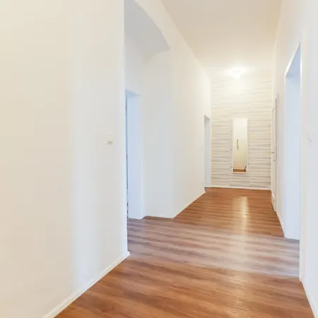 Lovely 2Bds Apt In The Center - Stp7 Prague Exterior photo