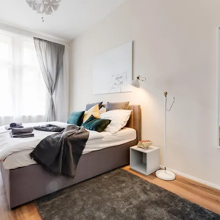Lovely 2Bds Apt In The Center - Stp7 Prague Exterior photo